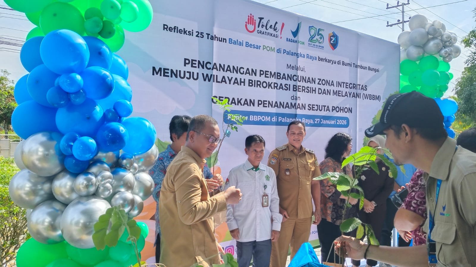 Balai Besar POM Palangka Raya Rayakan 25 Tahun Pengabdian dengan Gerakan Pelestarian Lingkungan