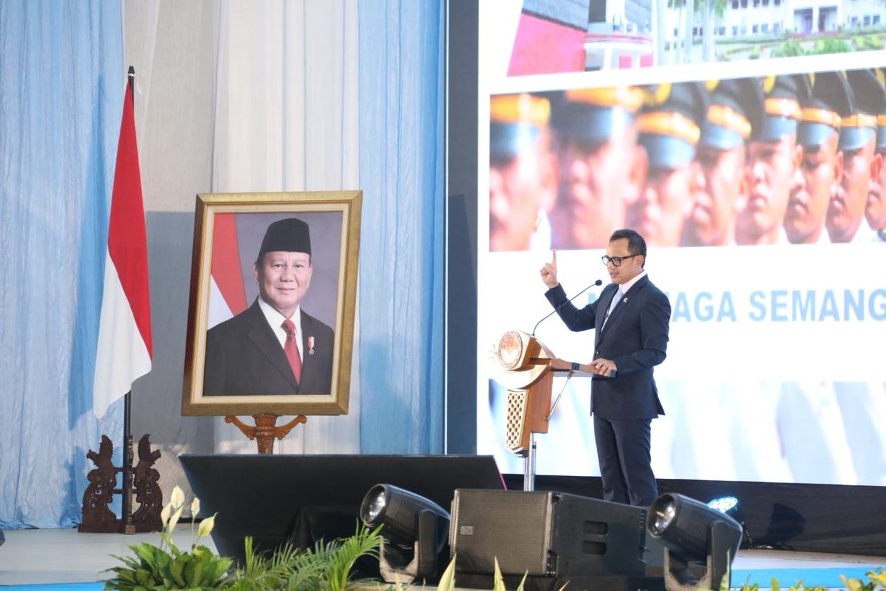 Wamendagri Dorong Lulusan IPDN Tingkatkan Kapasitas untuk Jadi Pemimpin Daerah Masa Depan