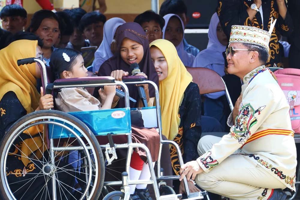Gubernur Pastikan Pendidikan Anak Kalteng Tak Terhambat Biaya