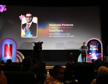 Wamenkomdigi Dorong Budaya Menonton Bersama Demi Ruang Digital Aman Bagi Anak